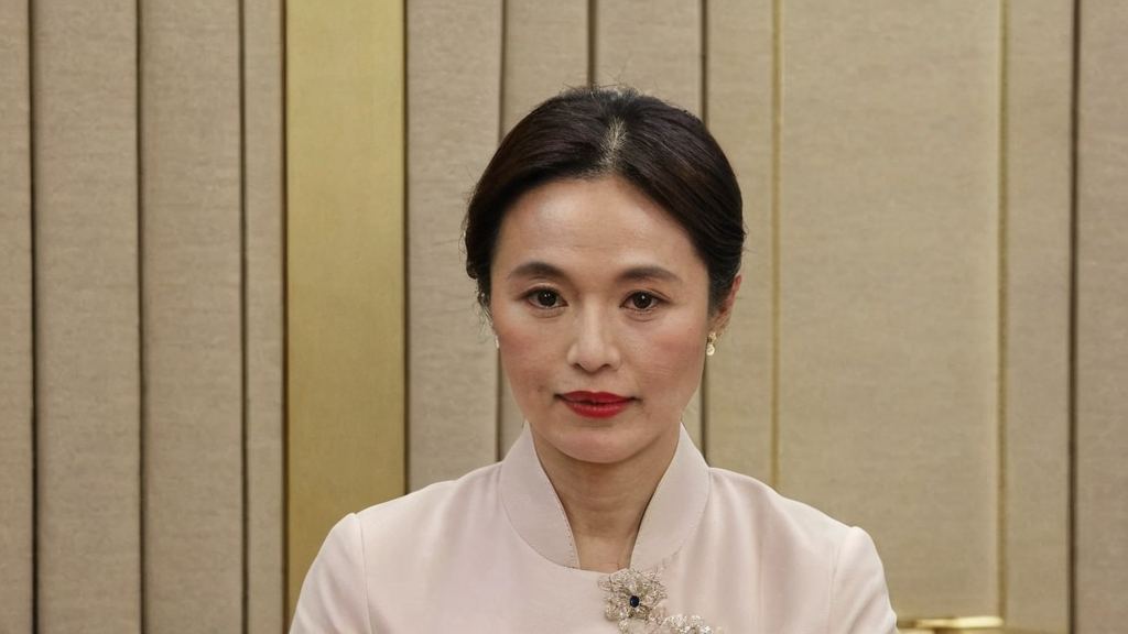 黑料网曝鹿晗在公开场合被拍吃瓜引发热议内幕揭秘